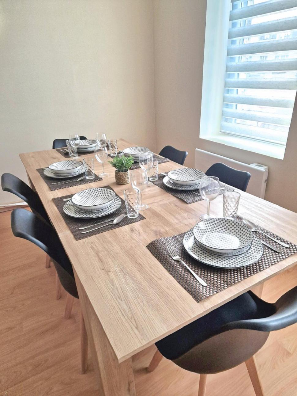 Spacieuce Maison Proche De Nausicaa, Gare Et Remparts, 3 Chambres, Free Parking, Netflix, Primes Video, Free Wifi Boulogne-sur-Mer Eksteriør bilde